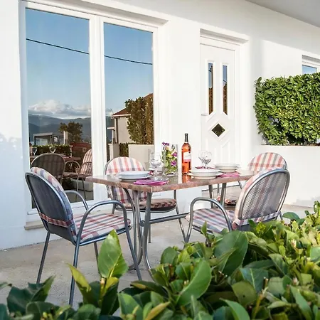 Apartment Moderne Mit Meerblick